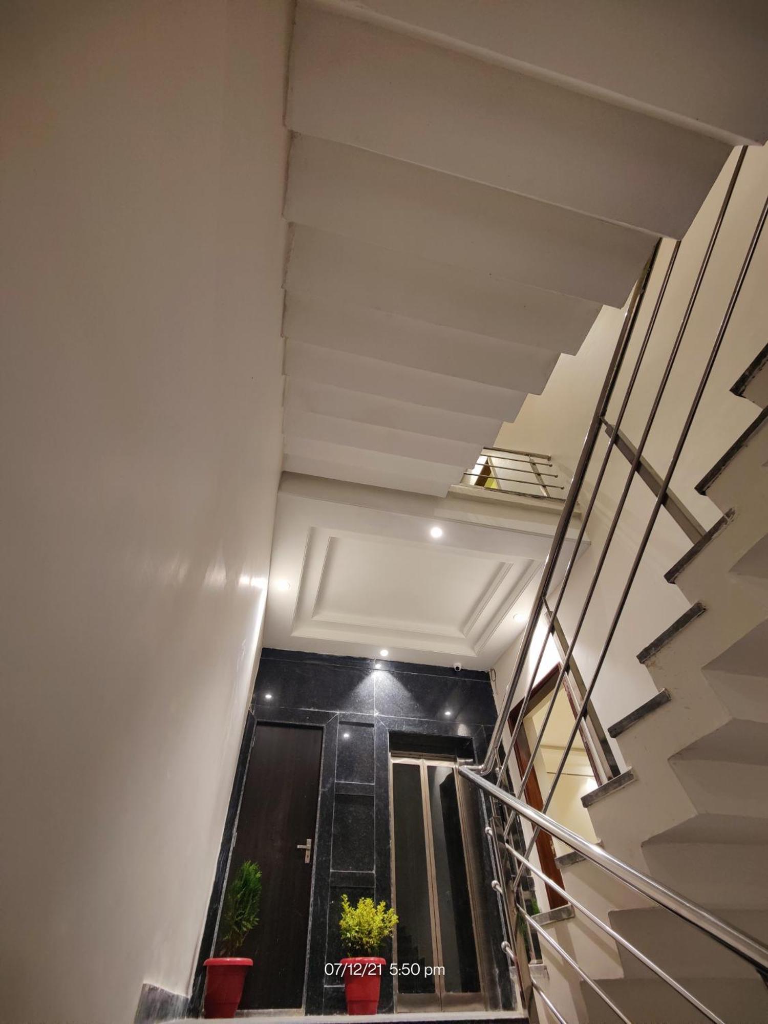 Mds Royal Resort Tulsipur Экстерьер фото